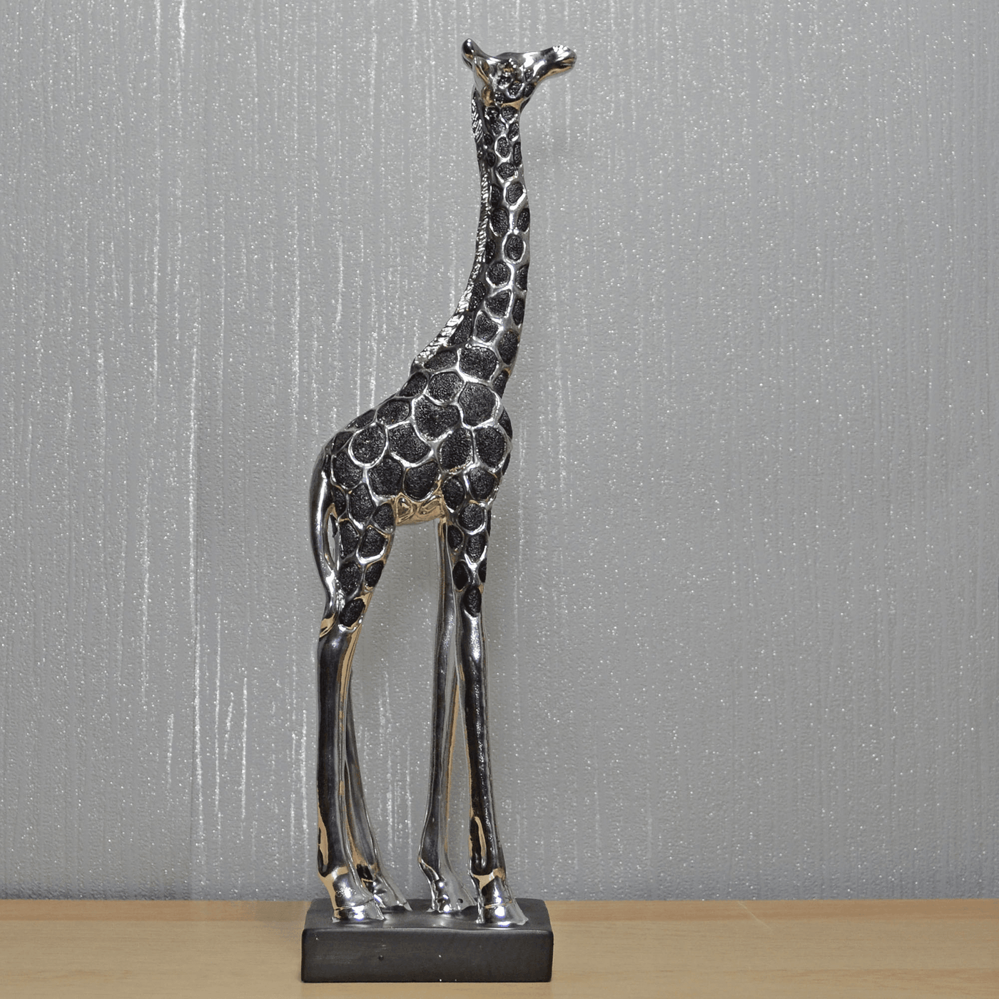 Giraffe Standing Tall Silver & Black 35cm - TwoBeeps.co.uk