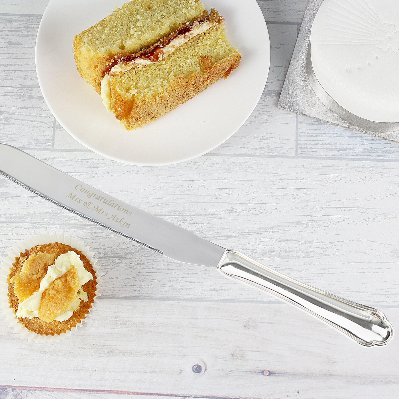 Personalised Classic Cake Knife - TwoBeeps.co.uk